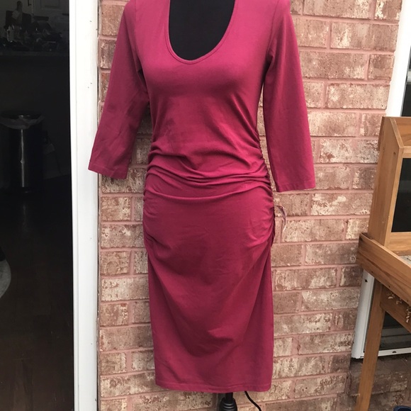 New Michael Stars Ruched Long Sleeve MIDI Dress Berry - Picture 2 of 13